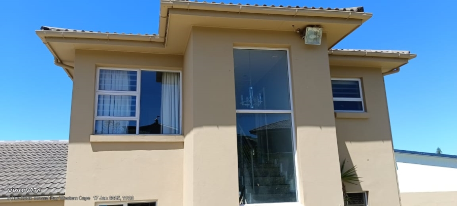 3 Bedroom Property for Sale in Dana Bay Western Cape